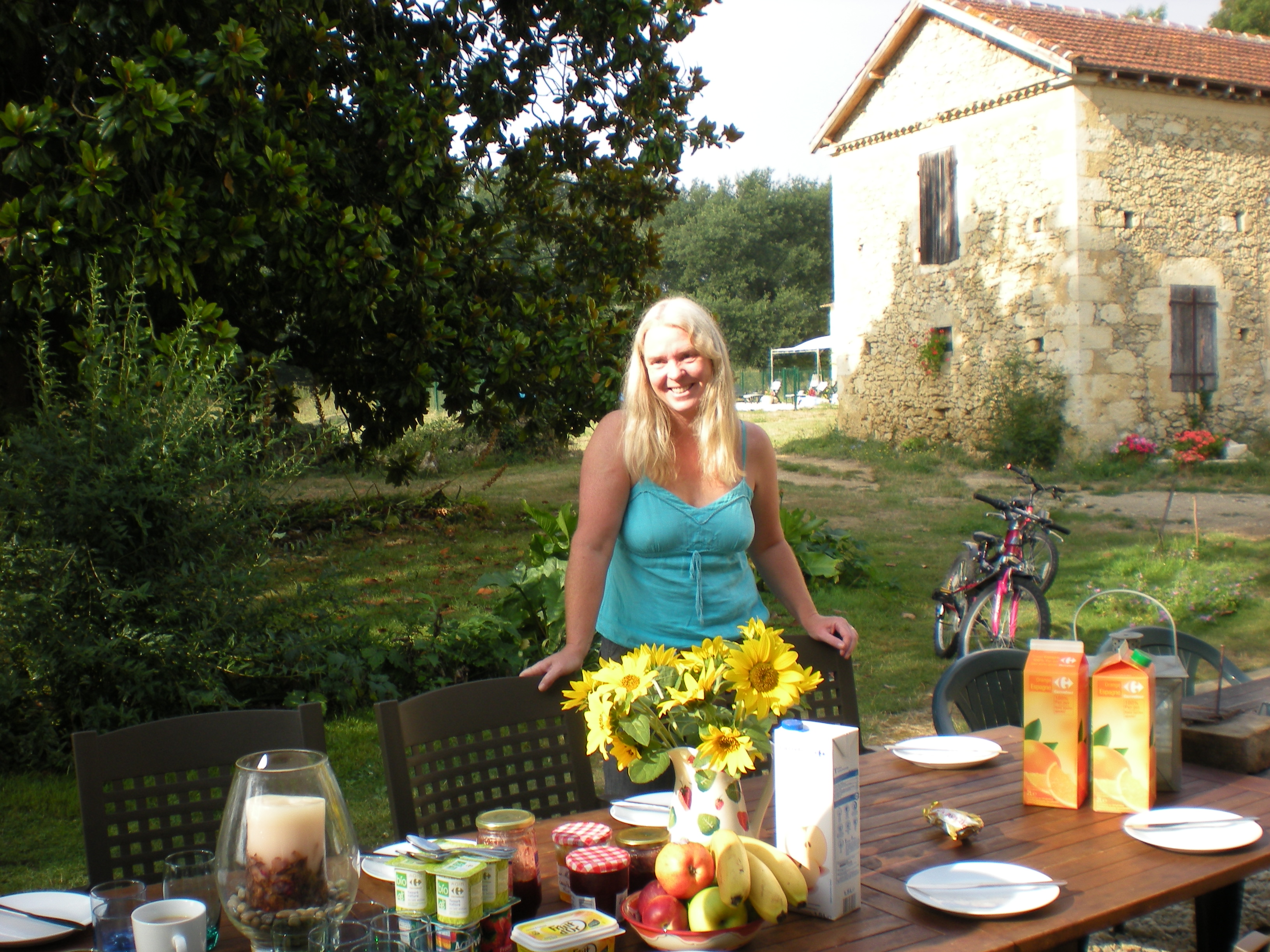 Lots of outside dining opportunities at Barrusclet farmhouse gite